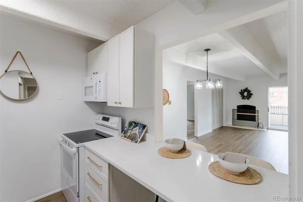 1365 Columbine Street #401