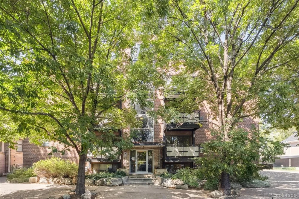 1245 Columbine Street #101