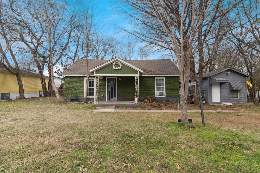 805 E 11th Street Kemp, TX 75143