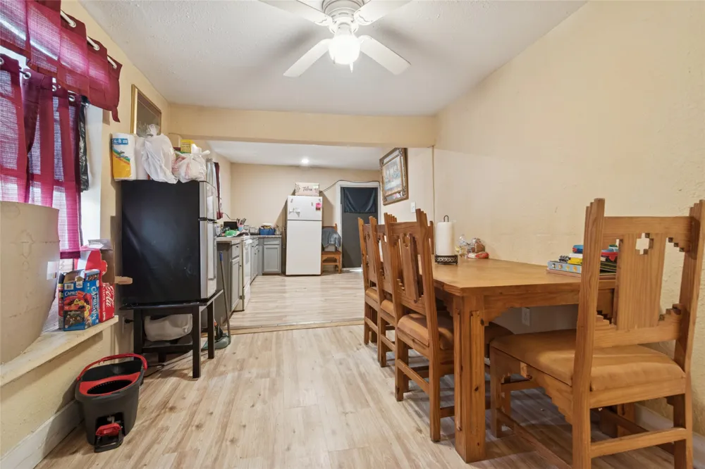 805 E 11th Street Kemp, TX 75143