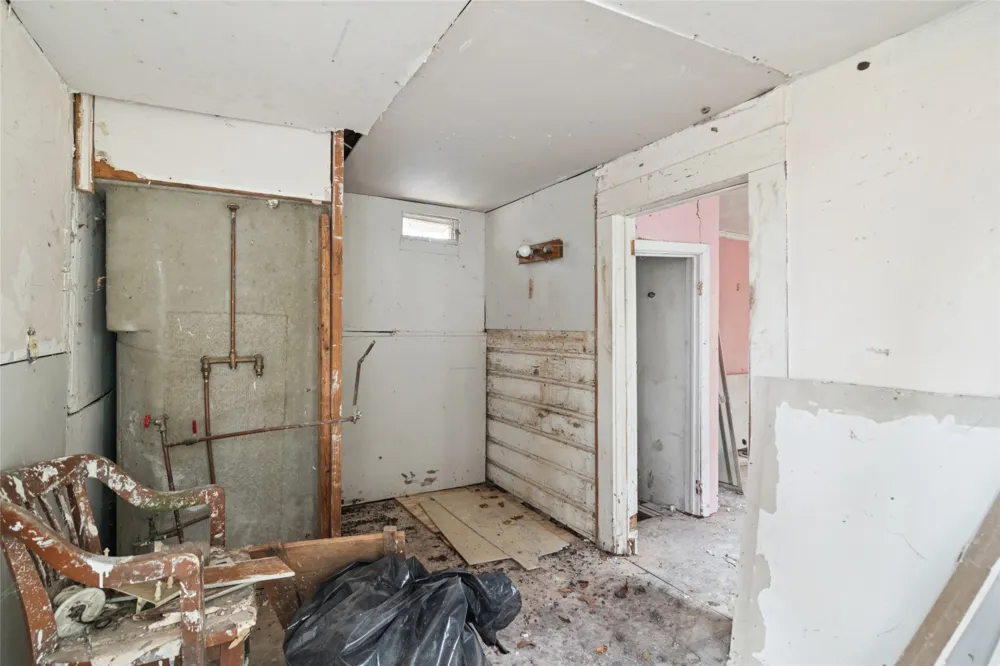 805 E 11th Street Kemp, TX 75143