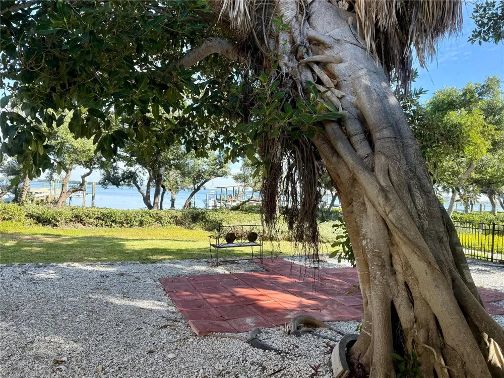 2316 CANASTA DRIVE Bradenton Beach, FL 34217