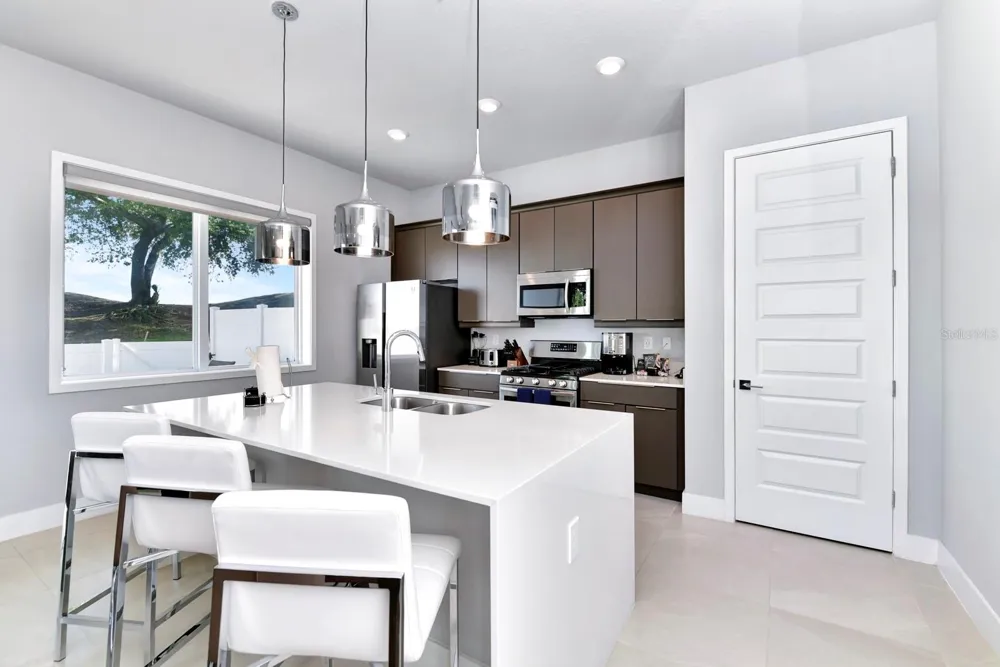 7740 SANDY RIDGE DRIVE #113 Reunion, FL 34747