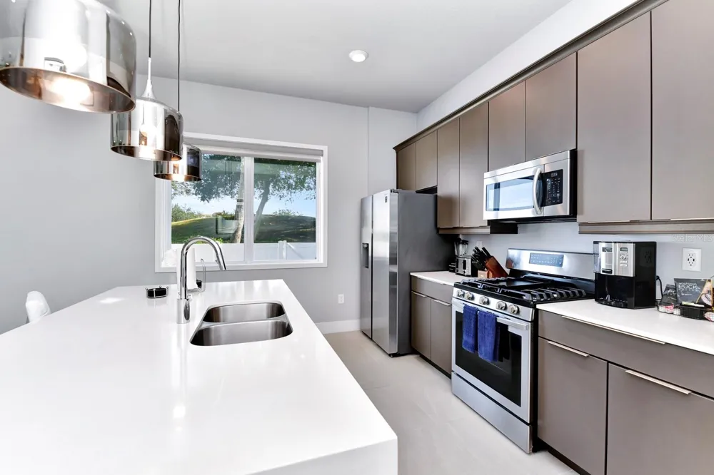 7740 SANDY RIDGE DRIVE #113 Reunion, FL 34747