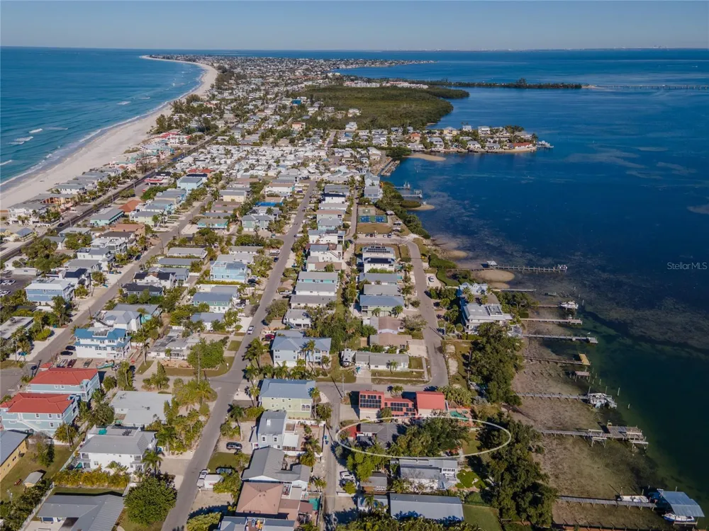2316 CANASTA DRIVE Bradenton Beach, FL 34217