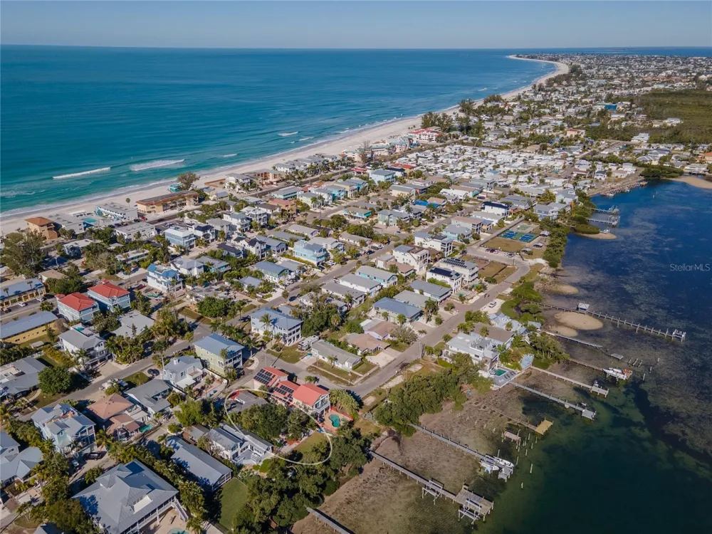 2316 CANASTA DRIVE Bradenton Beach, FL 34217