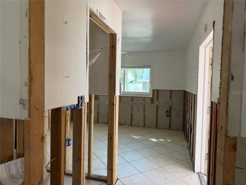 2316 CANASTA DRIVE Bradenton Beach, FL 34217