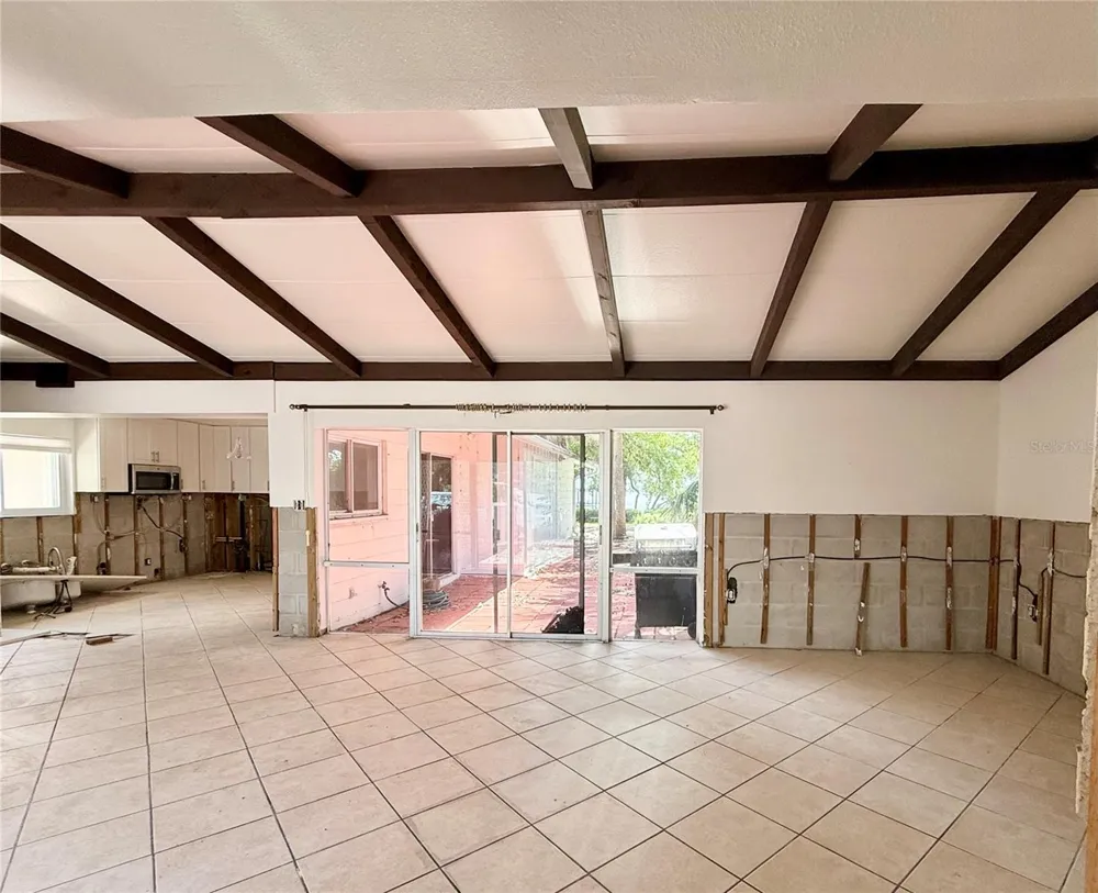 2316 CANASTA DRIVE Bradenton Beach, FL 34217