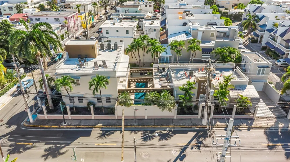 1858 MCLEARY San Juan, PR 00911