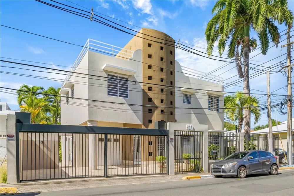 1858 MCLEARY San Juan, PR 00911