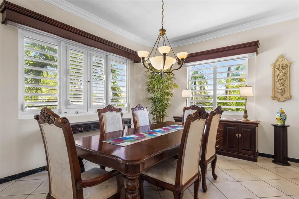 1858 MCLEARY San Juan, PR 00911