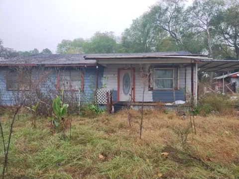 12 County Road 1220