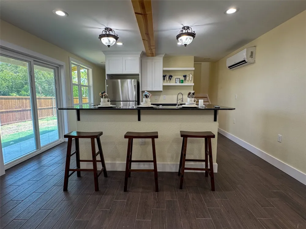 1228 Kennie Drive Commerce, TX 75428