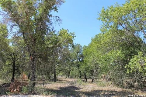 11913 W Fm 476