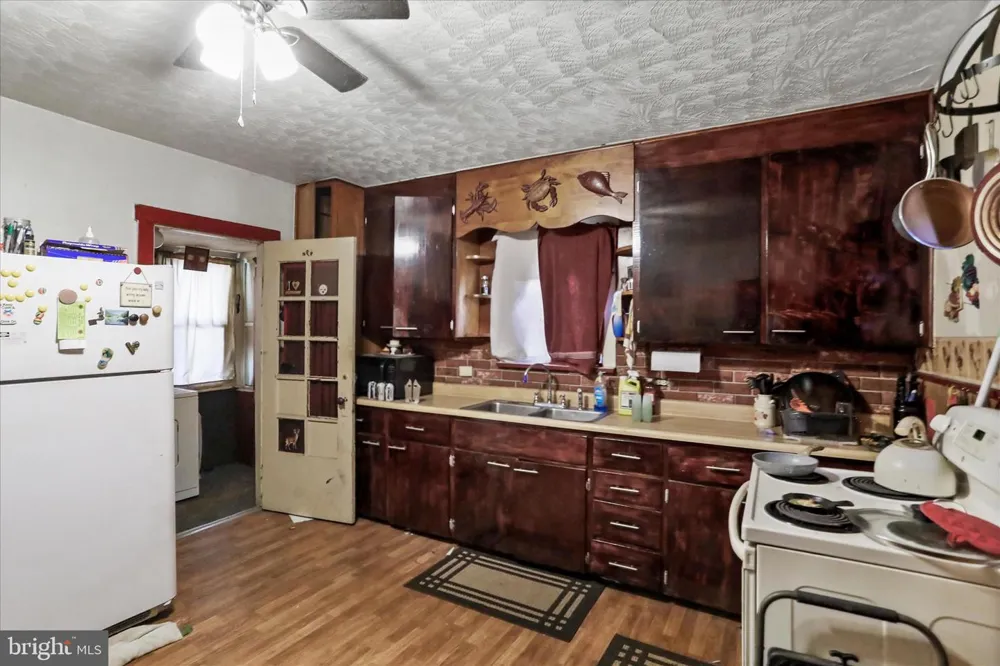 301 POPLAR STREET Westernport, MD 21562