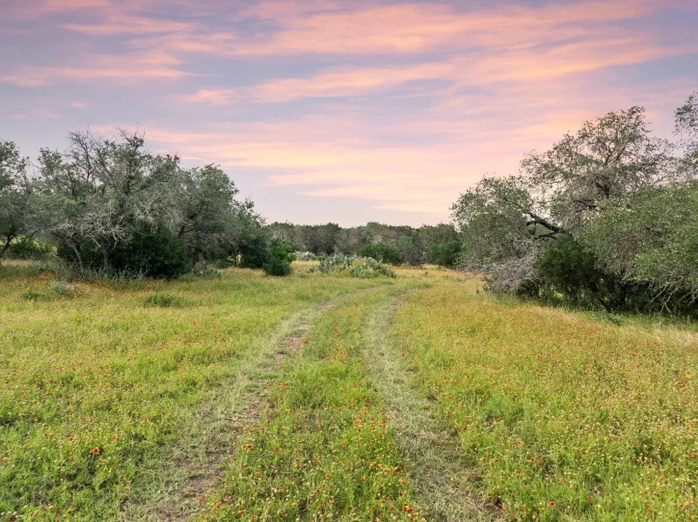 2308 County Road 414 Spicewood, TX 78669