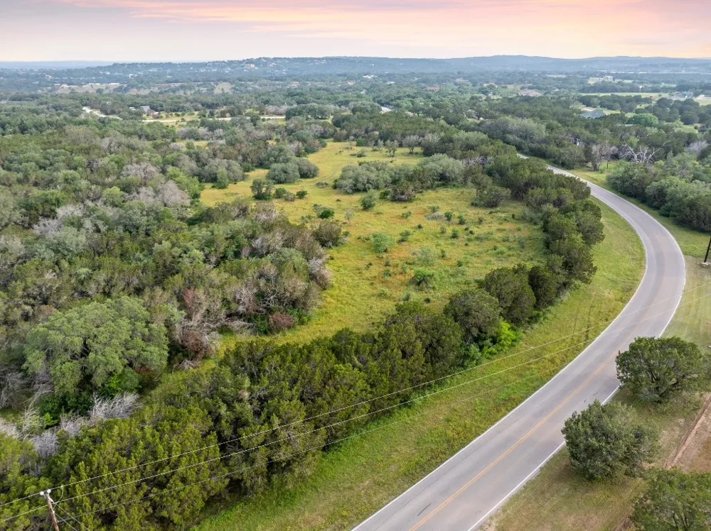 2308 County Road 414 Spicewood, TX 78669