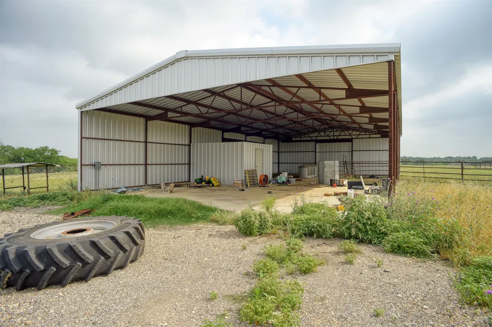 County Road 446 Waelder, TX 78959