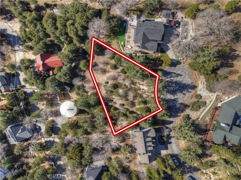 Black Oaks Court Lake Arrowhead, CA 92352