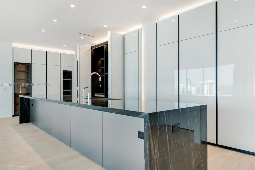 5 Grove Isle Dr. #S503 Miami, FL 33133
