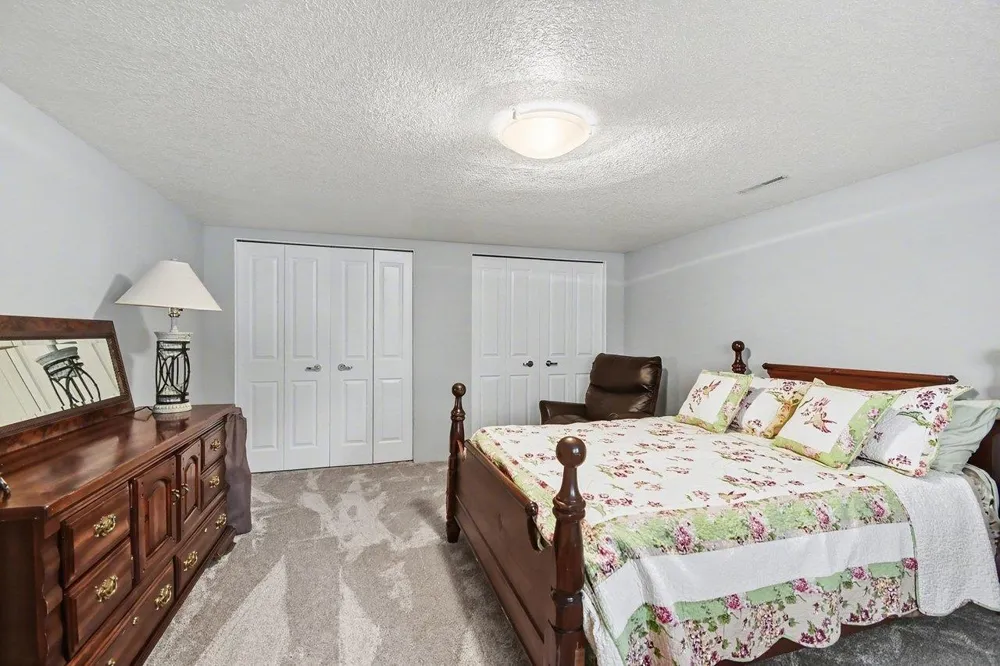 5620 W Spring Knoll Drive Monitor Charter Township, MI 48706