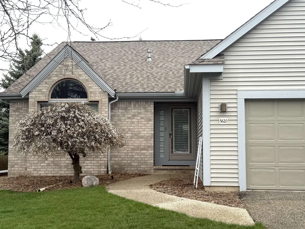 5620 W Spring Knoll Drive Monitor Charter Township, MI 48706