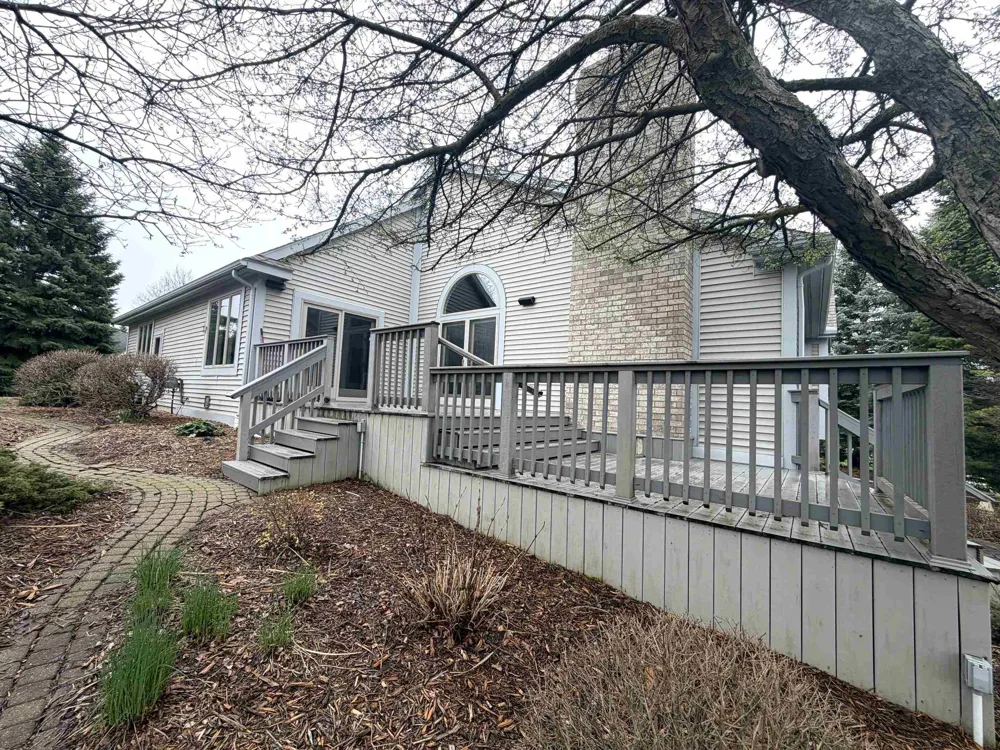 5620 W Spring Knoll Drive Monitor Charter Township, MI 48706