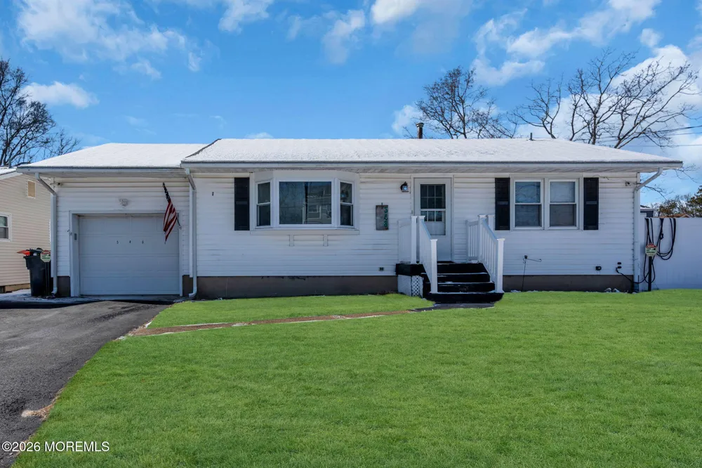 546 California Avenue