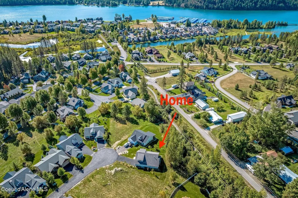 52 Peggy's Court Dover, ID 83825