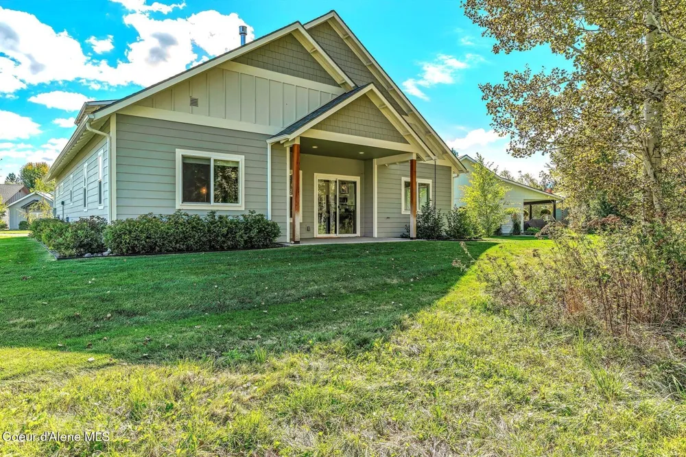 52 Peggy's Court Dover, ID 83825