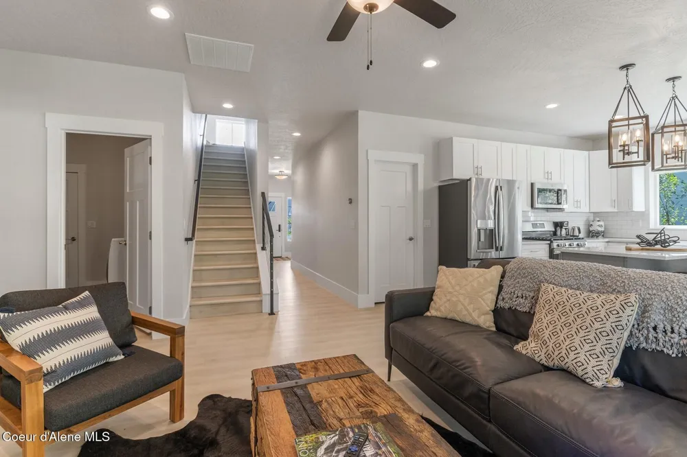 52 Peggy's Court Dover, ID 83825