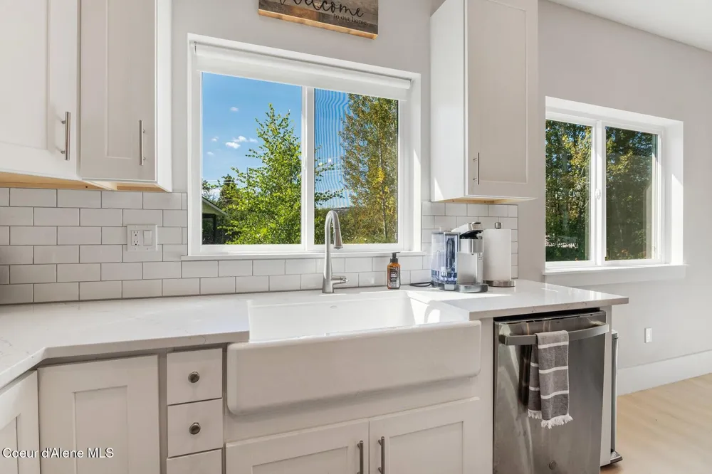 52 Peggy's Court Dover, ID 83825