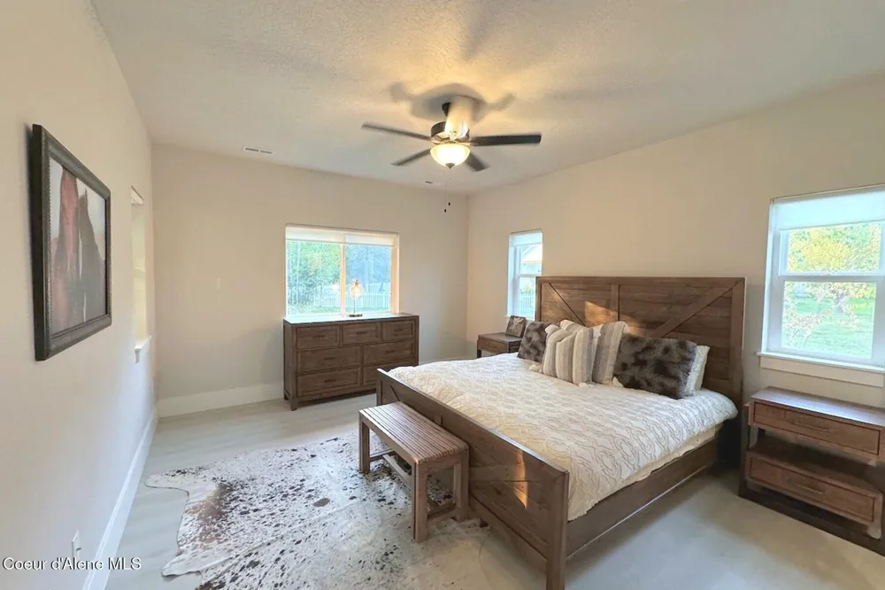 52 Peggy's Court Dover, ID 83825