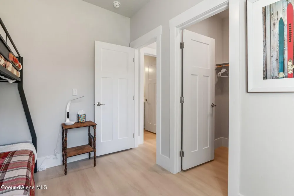 52 Peggy's Court Dover, ID 83825