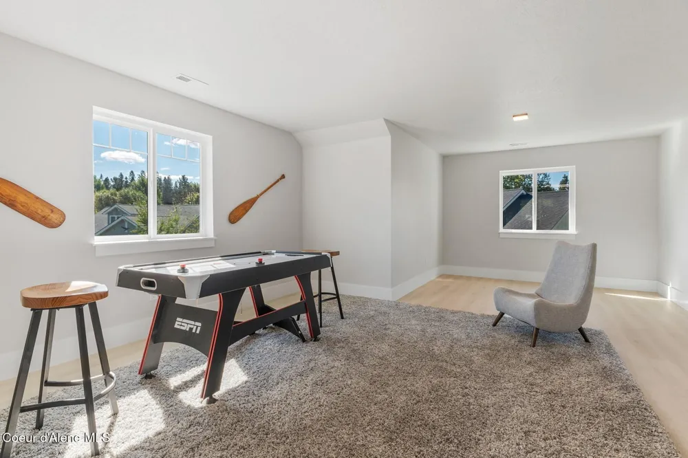 52 Peggy's Court Dover, ID 83825