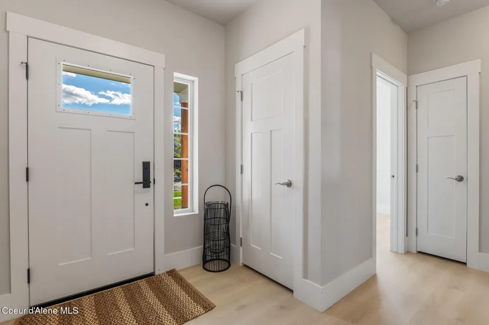 52 Peggy's Court Dover, ID 83825