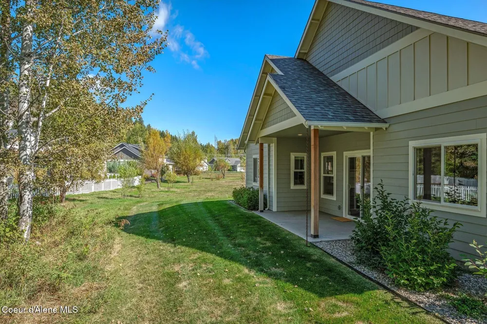 52 Peggy's Court Dover, ID 83825