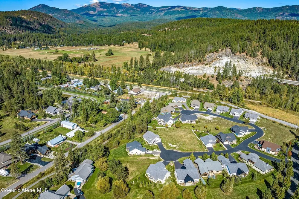 52 Peggy's Court Dover, ID 83825