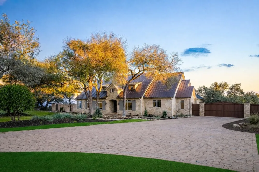 7825 Lynchburg Drive