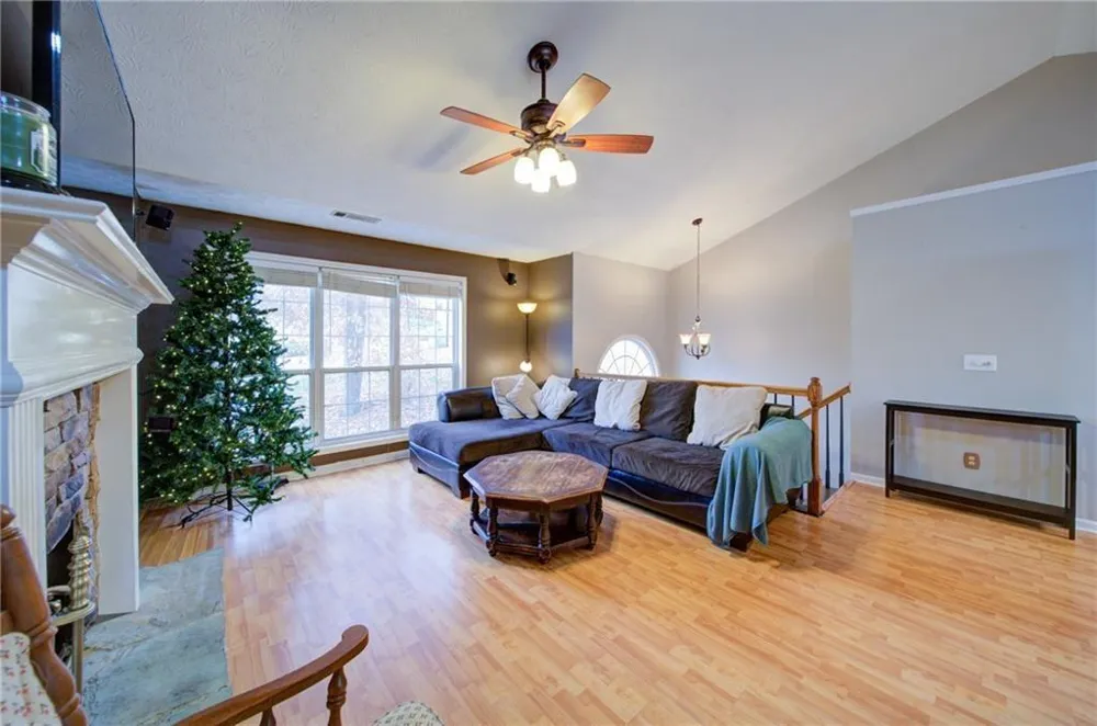 6360 Countryland Drive