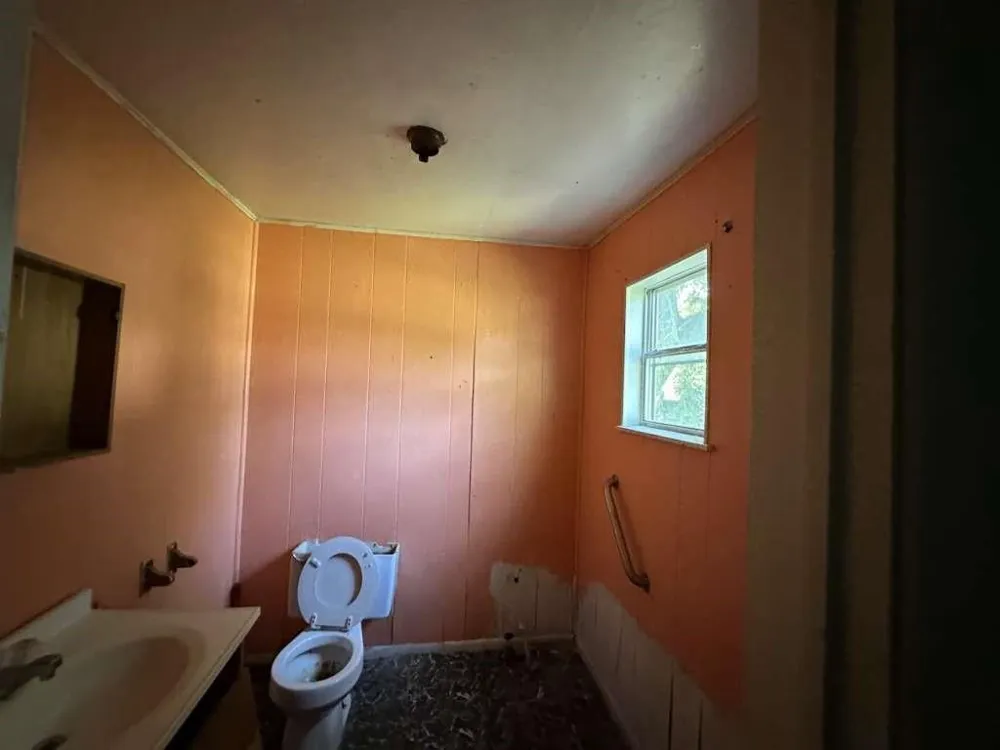 302 W Jackson Kosse, TX 76653