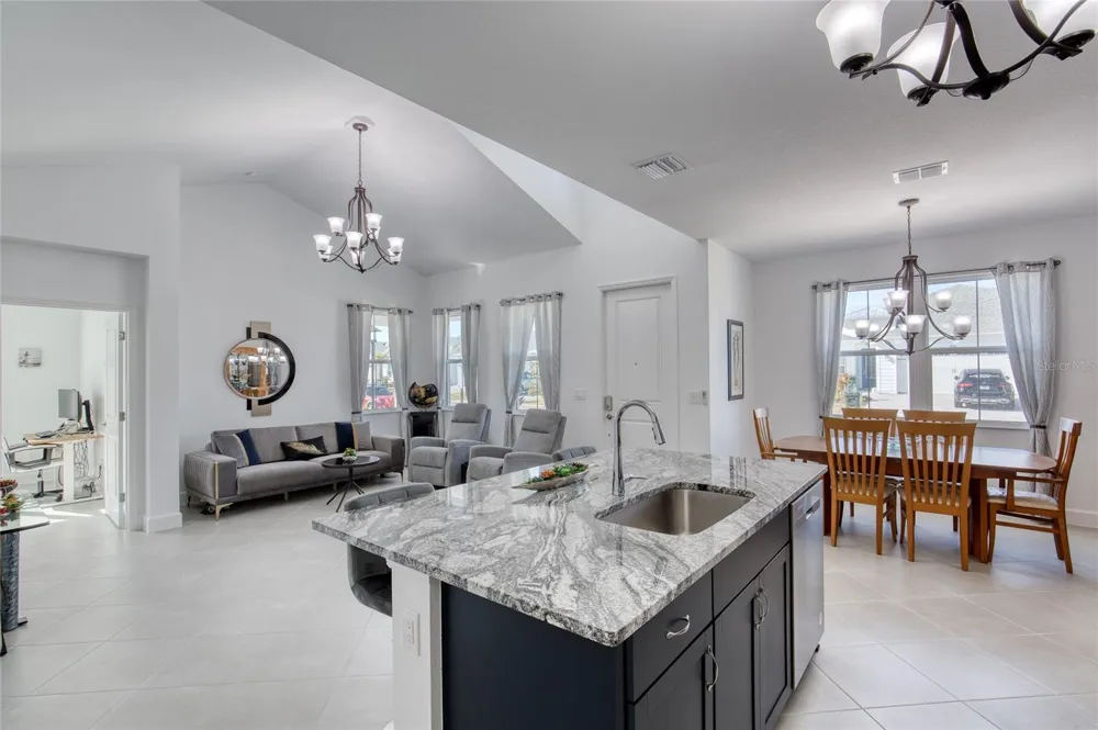 198 GYPSY PALACE LANE Daytona Beach, FL 32124