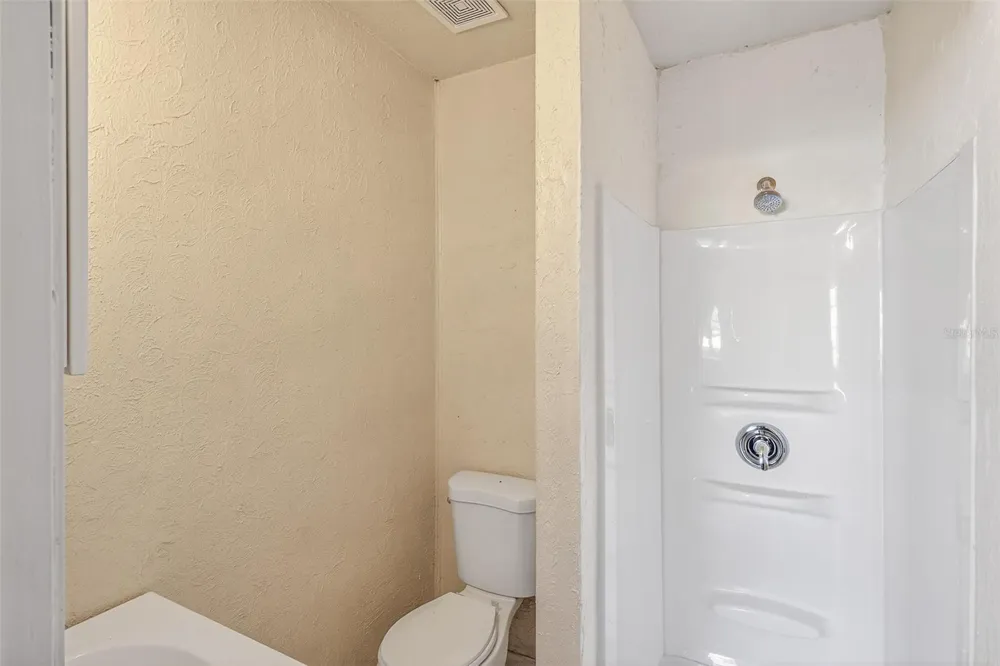 1806 JAMES STREET South Daytona, FL 32119