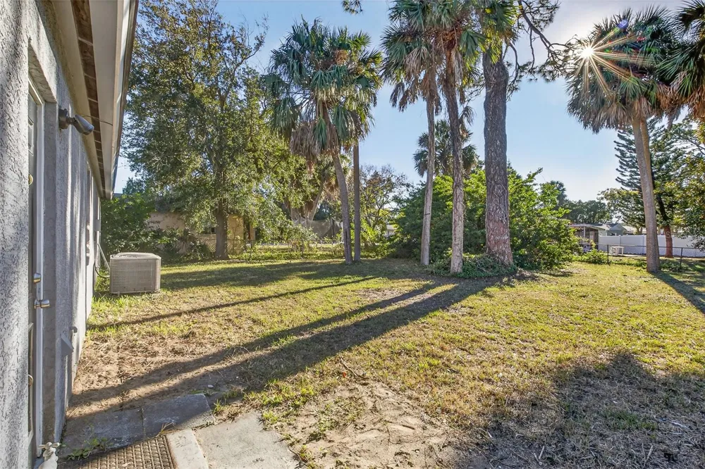 1806 JAMES STREET South Daytona, FL 32119