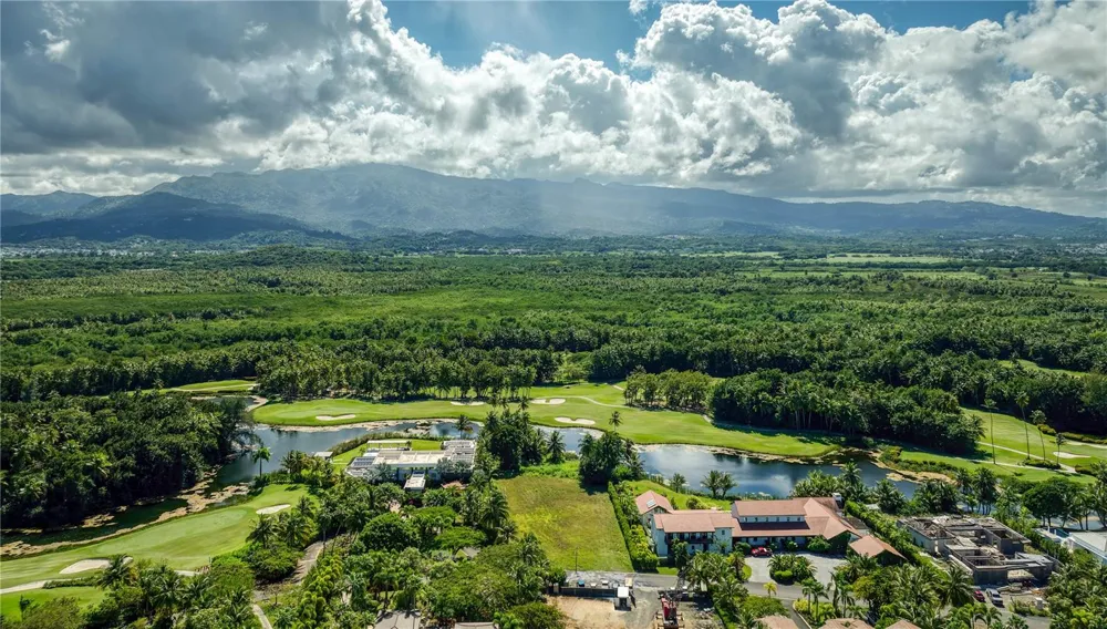 7000 BAHIA BEACH BOULEVARD #19 Las Estancias Rio Grande, PR 00745
