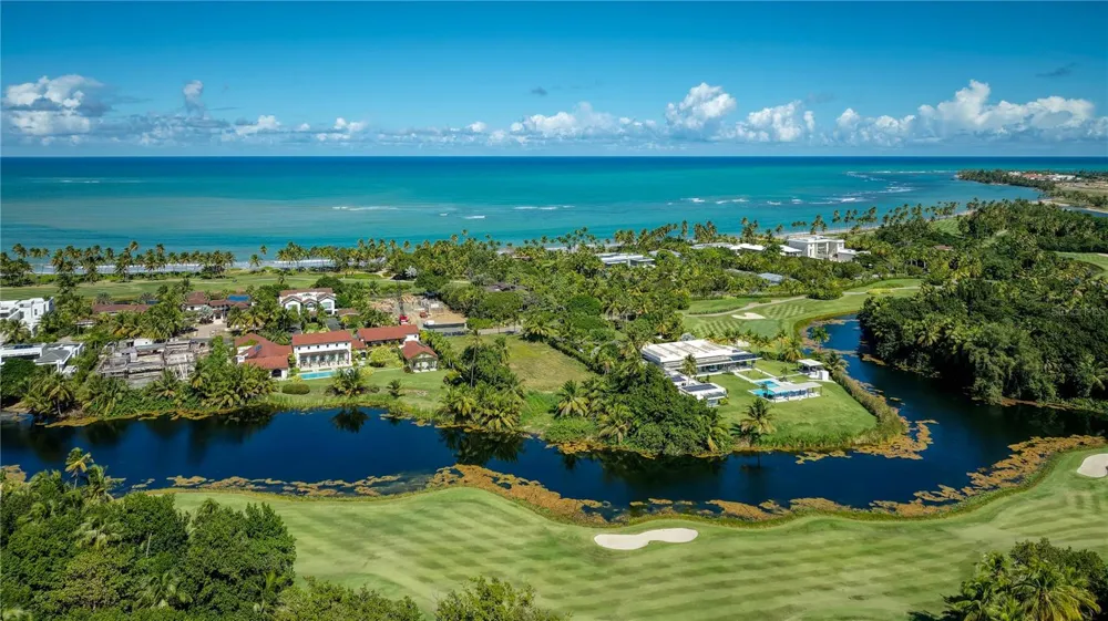 7000 BAHIA BEACH BOULEVARD #19 Las Estancias Rio Grande, PR 00745