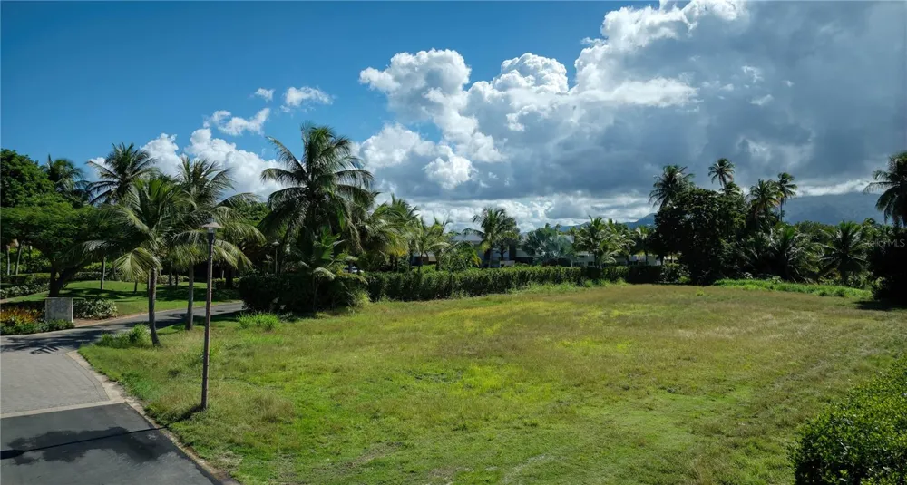 7000 BAHIA BEACH BOULEVARD #19 Las Estancias Rio Grande, PR 00745