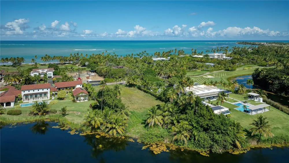 7000 BAHIA BEACH BOULEVARD #19 Las Estancias Rio Grande, PR 00745