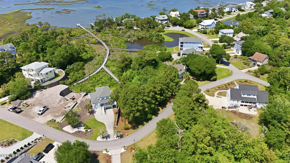 9806 Clarendon Drive Emerald Isle, NC 28594