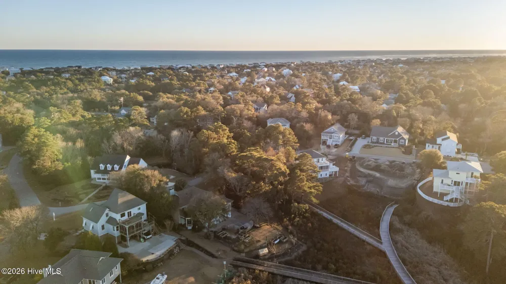 9806 Clarendon Drive Emerald Isle, NC 28594